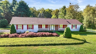 462 Hacadam Rd, Sauquoit, NY 13456