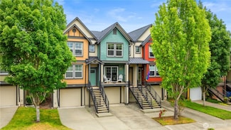 2674 SW Sylvan Heights Dr, Seattle, WA 98106
