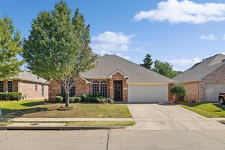 1530 Park Grove Dr, Irving, TX 75060