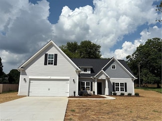 105 Old Cabin Ln, Kernersville, NC 27284