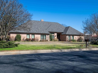 6904 Gleneagles Dr, Tyler, TX 75703