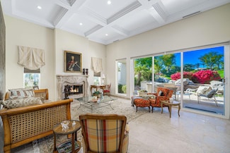 525 Indian Ridge Dr, Palm Desert, CA 92211