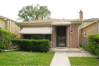 1816 Brown Ave, Evanston, IL 60201