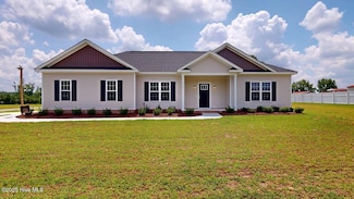 1519 Lancaster Rd, Pikeville, NC 27863