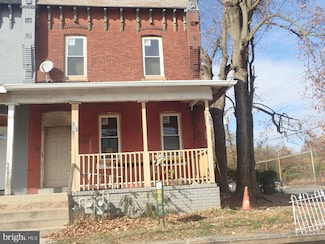 1402 W 3rd St, Chester, PA 19013