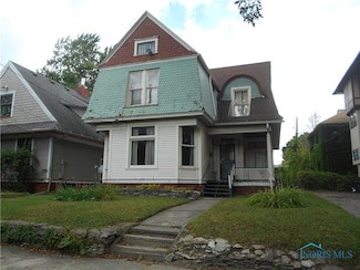 608 Acklin Ave, Toledo, OH 43620