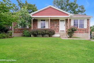 8204 Rochelle Rd, Louisville, KY 40228