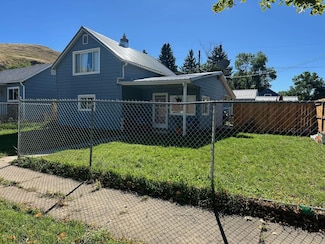 320 2nd Ave S, Belt, MT 59412