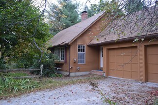 67 Main Rd, Lee, MA 01238