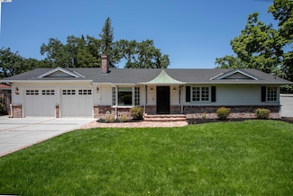3252 Woodview Dr, Lafayette, CA 94549