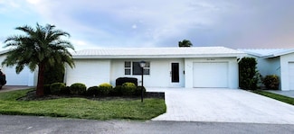 713 SW 15th St, Boynton Beach, FL 33426