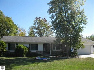 547 S Main St, Au Gres, MI 48703