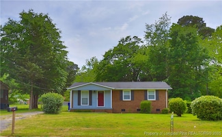 626 Ferrell St, Clinton, NC 28328
