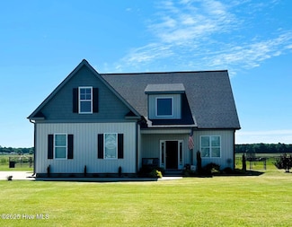 6041 J D Sutton Dr, Grifton, NC 28530