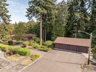 1501 E 2nd St, Port Angeles, WA 98362