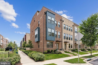 4735 Towne Park Rd, Suitland, MD 20746
