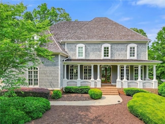 900 Crabapple Hill, Alpharetta, GA 30004