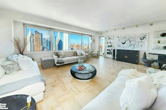 303 E 57th St Unit 32C, New York, NY 10022