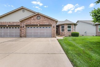 15 Klein Dr, Bethalto, IL 62010