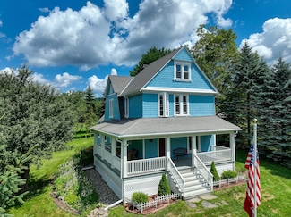 221 S Gilboa Rd, Stamford, NY 12167
