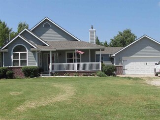 1300 42nd Rd, Udall, KS 67146