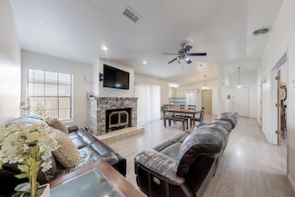 1128 Pandora Dr SW, Los Lunas, NM 87031
