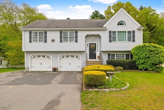 43 Williams St, Taunton, MA 02780