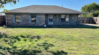 501 S Elm St, Ennis, TX 75119