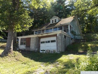 392 Green Lake Rd, Catskill, NY 12414