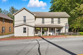 300 Main St, Volant, PA 16156