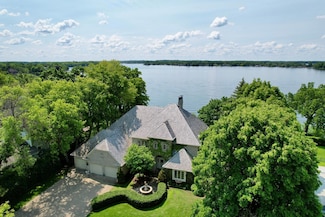 2645 Arcola Ln, Wayzata, MN 55391