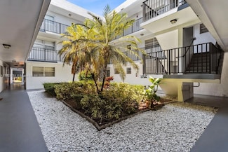 1800 SW 25th St Unit 2102, Miami, FL 33133