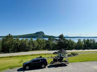 16 Moosehead Motel Ln Unit 25, Rockwood T1 R1 Nbkp, ME 04478