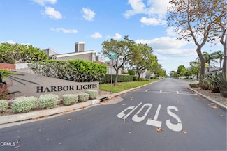 2547 Broderick Way, Port Hueneme, CA 93041