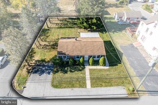 84 Central Ave, Berwyn, PA 19312