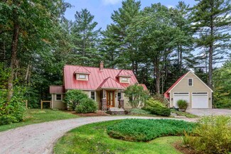 127 Old Mill Pond Rd, Henniker, NH 03242