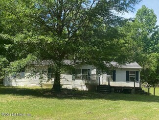 10154 Persimmon Rd, MacClenny, FL 32063