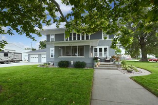 134 E Potter Ave, Elm Creek, NE 68836