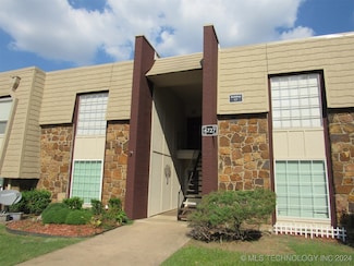 6727 S Richmond Ave Unit 632, Tulsa, OK 74136