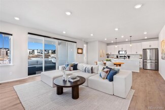 7052 Hidden Cove Ct, Castle Pines, CO 80108