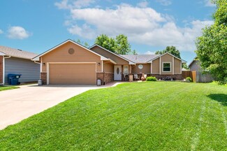 9607 W Chartwell St, Wichita, KS 67205