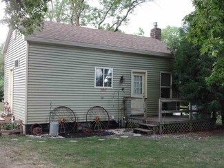 207 N 4th St, Terril, IA 51364