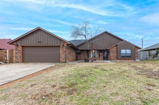 12016 Sagamore Dr, Yukon, OK 73099