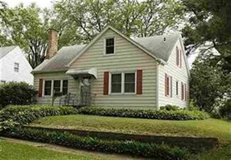 1115 Cedar St, Tipton, IA 52772