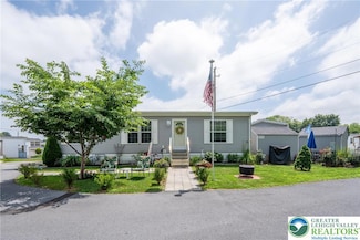 7419 Lincoln Ln, Trexlertown, PA 18087