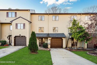 121 Redpine Loop, Old Bridge, NJ 08857