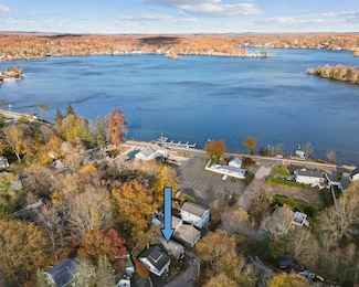 18 Lake Blvd, East Hampton, CT 06424