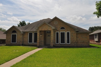 3508 Lily Ln, Rowlett, TX 75089