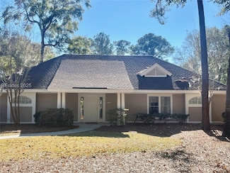 51 Aberdeen Ct, Hilton Head, SC 29926