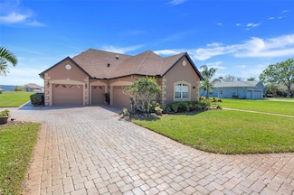 10544 Spring Lake Dr, Clermont, FL 34711